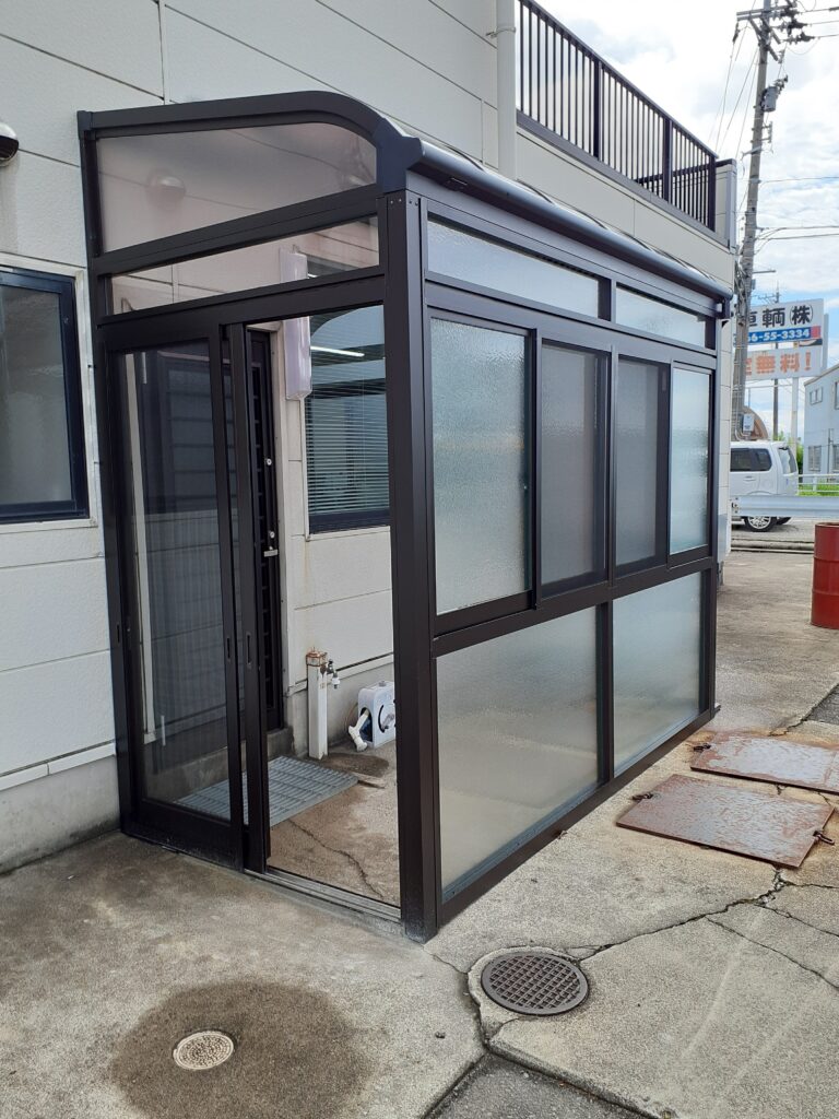 J様土間納まりサンルーム工事